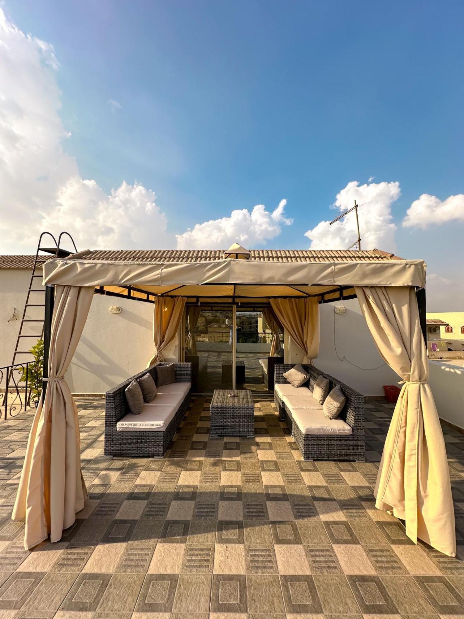 2Bd Apartment In A Rooftop With A Private Terrace Cairo Exterior photo